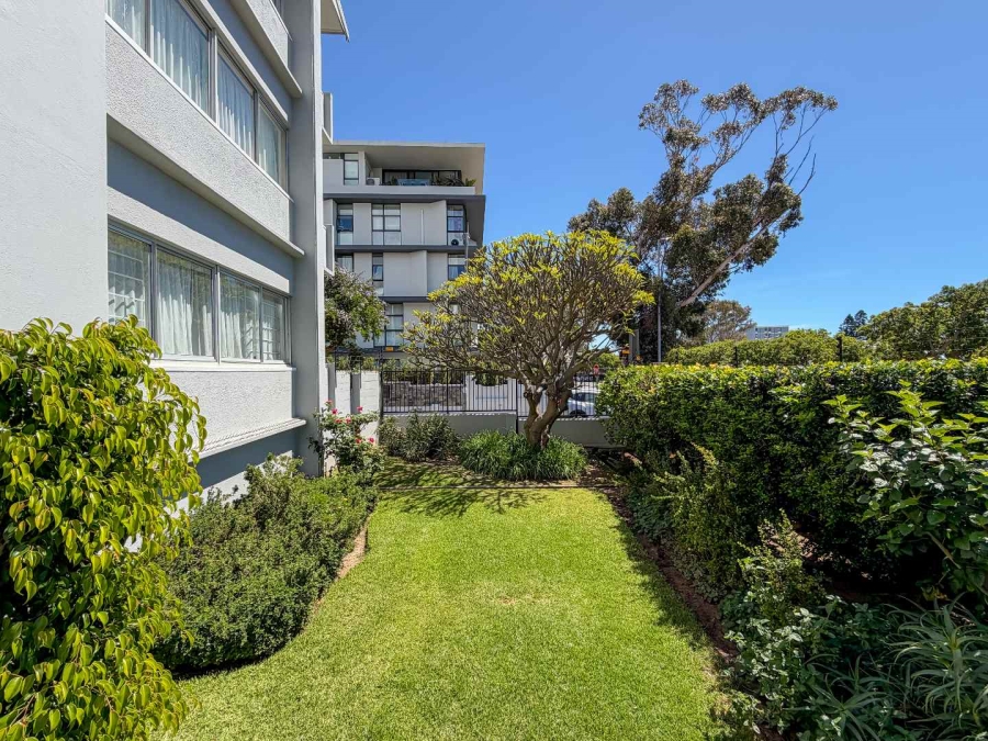 1 Bedroom Property for Sale in Three Anchor Bay Western Cape